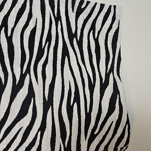 Kay Unger Zebra Patterned Mini Dress - Picture 8 of 8
